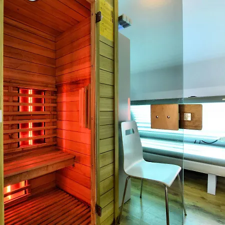 펜션 Charming In Durbuy With Sauna *